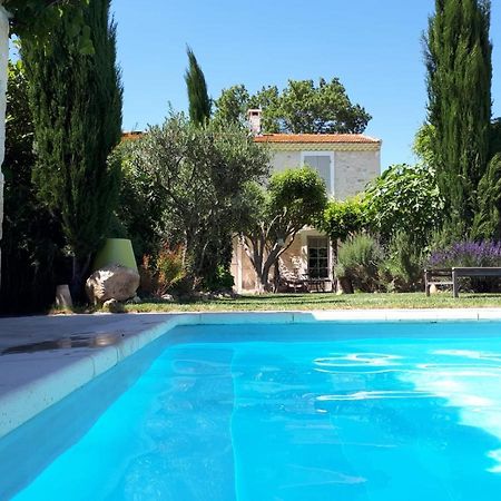 Le Mas Du Chemin : Mas Typique Des Alpilles Paradou Eksteriør billede